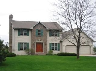 2824 Wood Ln, Green Bay, WI 54313