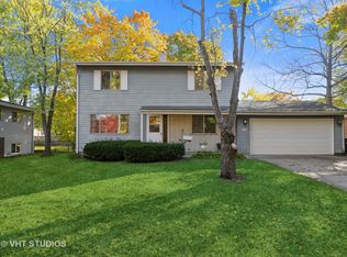 165 Marian Pkwy, Crystal Lake, IL 60014