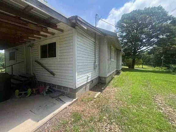5th image of 108 S Waldron St