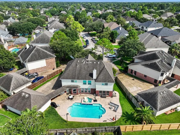 1413 Pineash Ct, Pearland, TX 77581