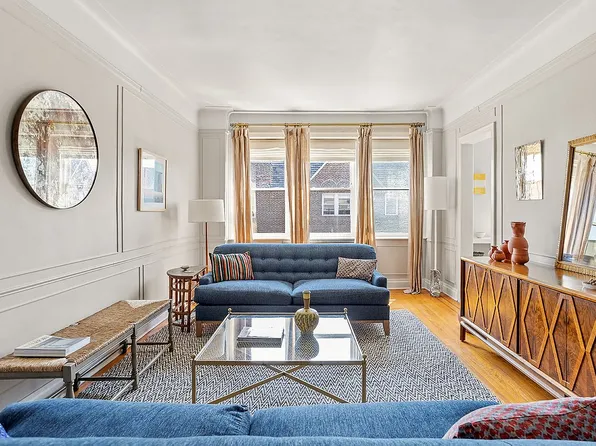 85-10 34th Ave APT 622, Jackson Heights, NY 11372