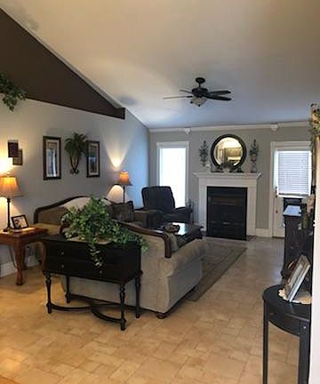 4th image of 278 Big Horn Ln