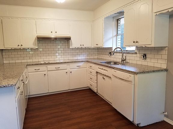 2nd image of 2813 N Redmond Ave