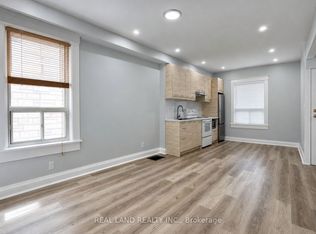 225 Coxwell Ave, Toronto, ON M4L 3B4