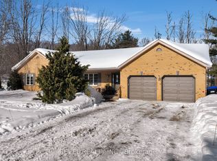 32 Hickory Ln, Oro Medonte, ON L0K1E0