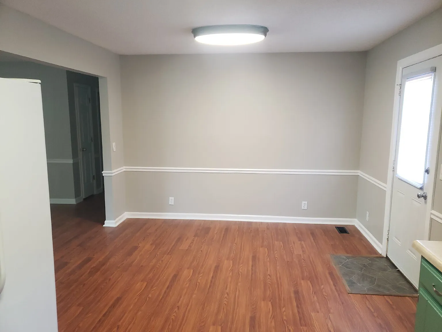 4 bed, 3.0 bath, 2222 sqft, $2,295 — Photo 3