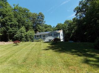 6 Saddle Dr, East Granby, CT 06026