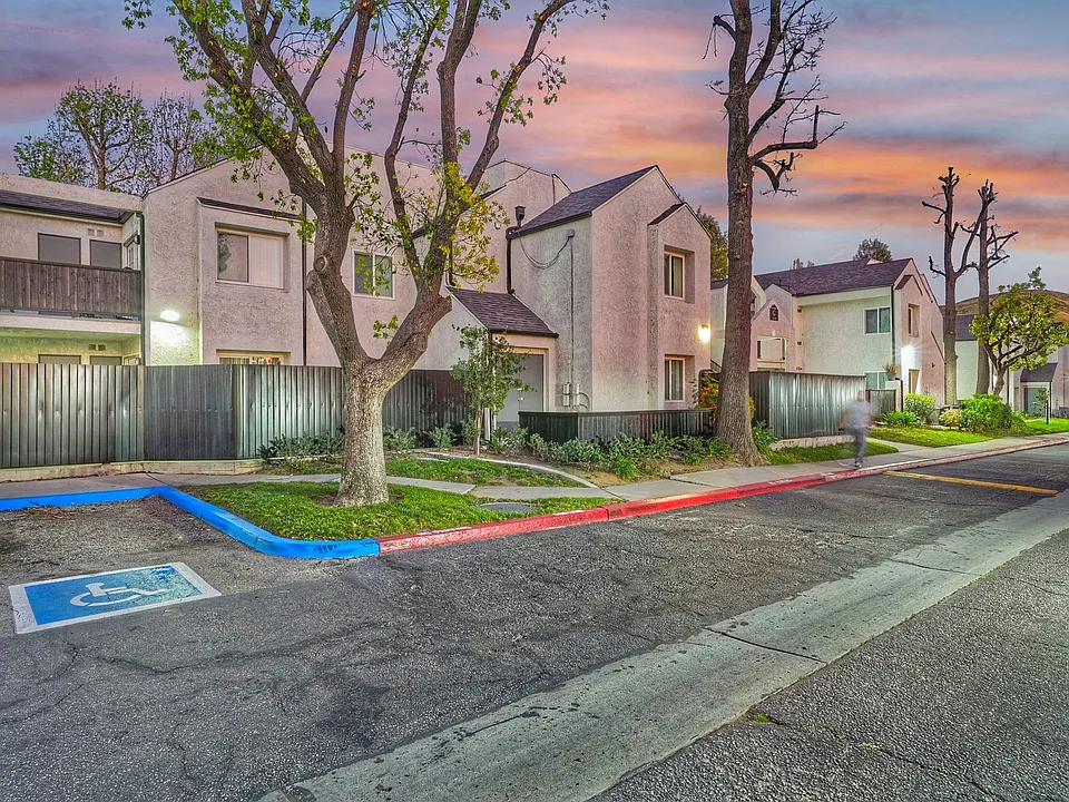 The Monroe Apartment Homes