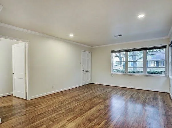 1652 Vassar St — Photo 15