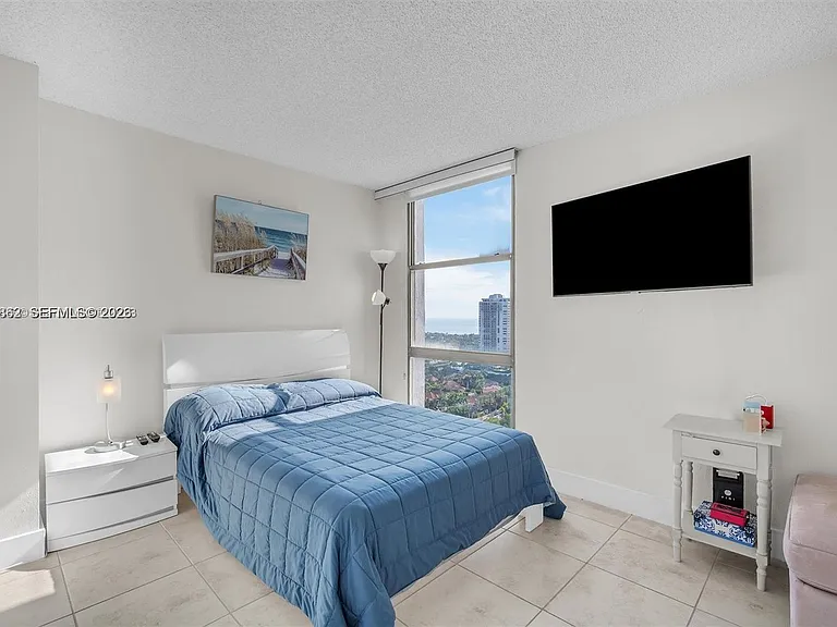 3625 N Country Club Dr #Penthouse 2 — Photo 18