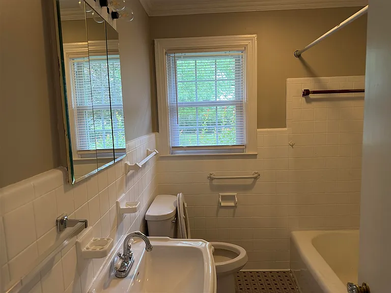 701 Magnolia St — Photo 14