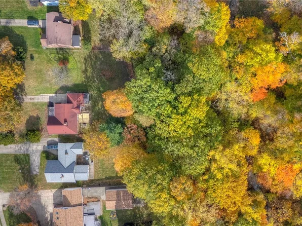 Wooster Rd, Rocky River, OH 44116