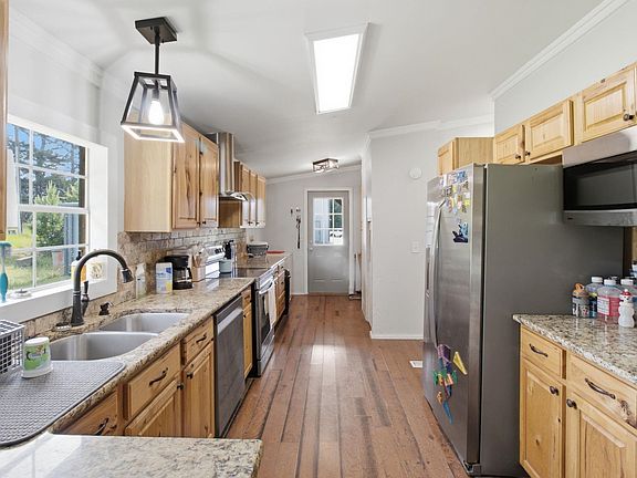5th image of 1114 Quail Ln