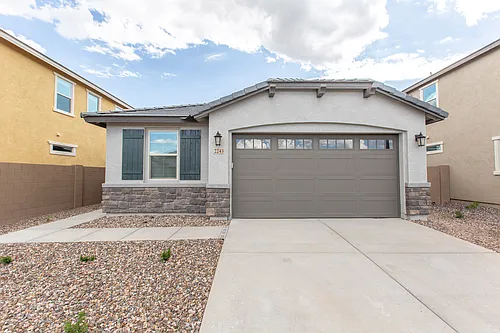 2243 E Ridgewood Ln Photo 1