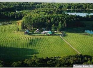 5452 Scenic Lake Dr, Walker, MN 56484