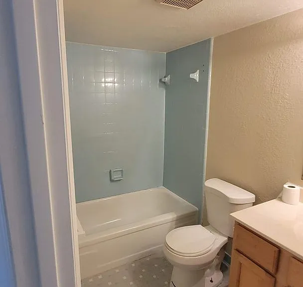 611 W Oak Terrace Dr — Photo 13