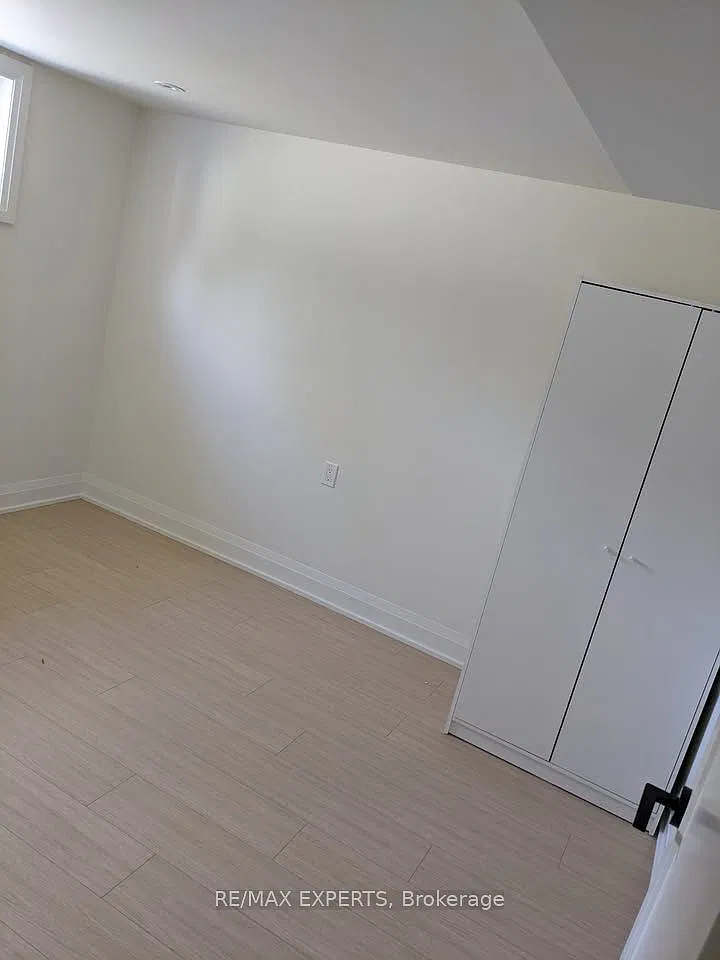 2 bed, $2,100 — Photo 3