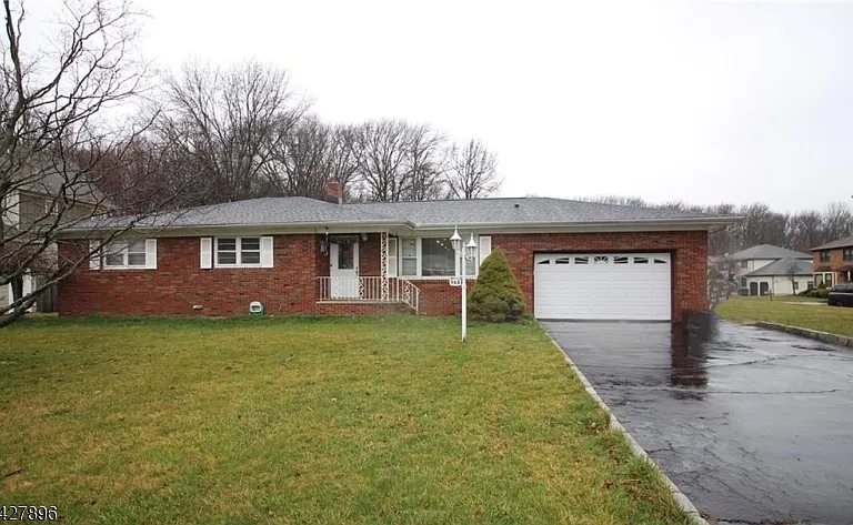 968 New Dover Rd — Photo 1