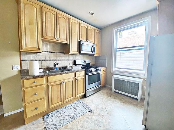 5th image of 1263 64th St Floor 2