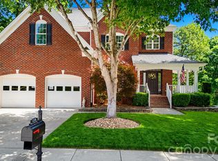 1378 Valhalla Dr, Denver, NC 28037