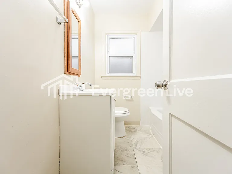 6951 Gloria Dr — Photo 9