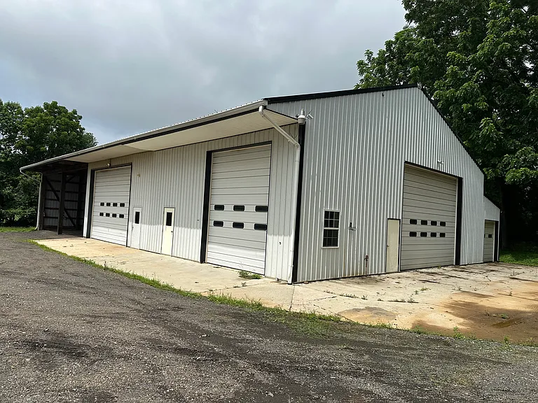 1147 Jacksonville Rd — Photo 37