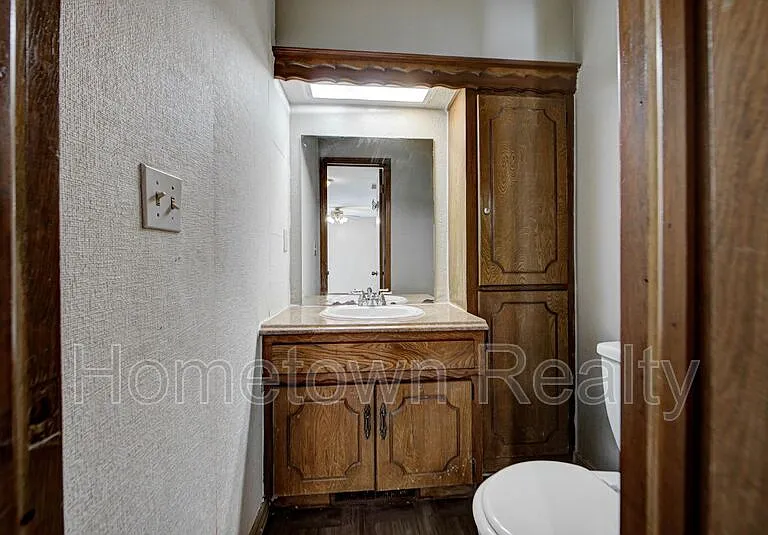7301 Edenborough Dr — Photo 21