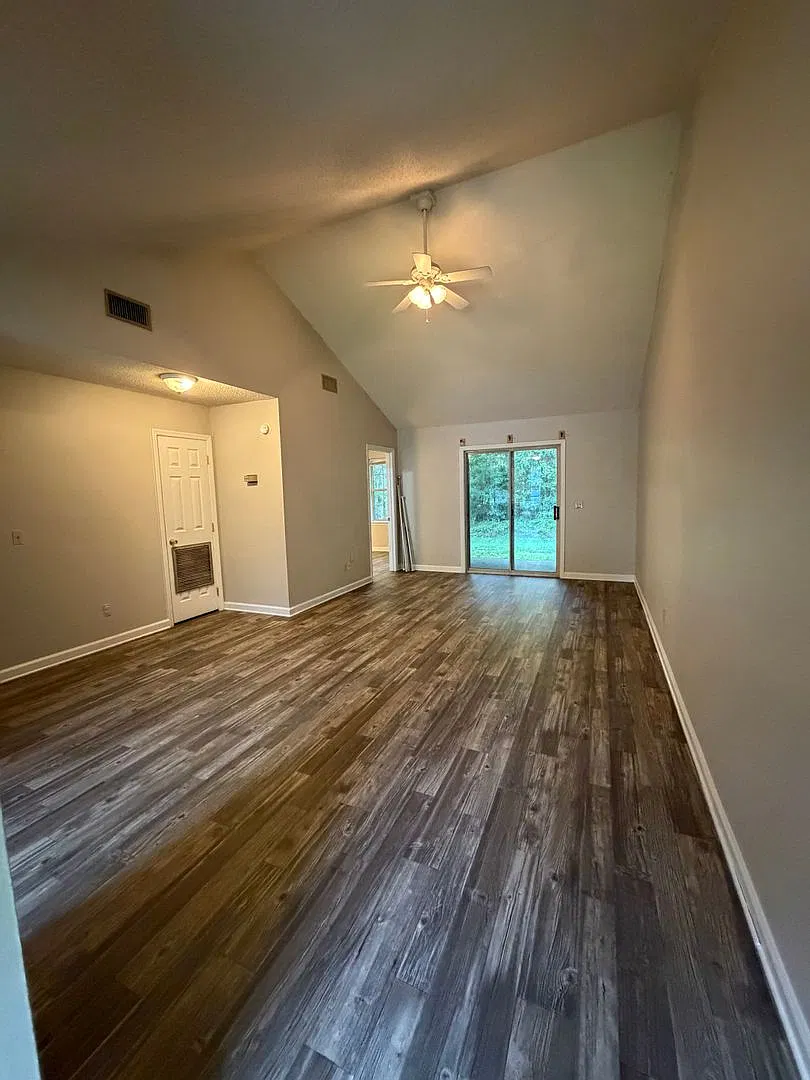 302 Admirals Walk Dr — Photo 3