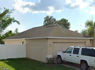 821 Brenton Leaf Dr, Ruskin, FL 33570