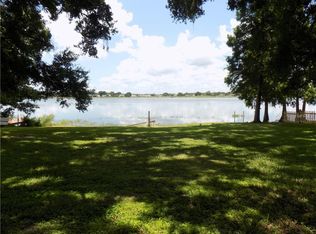 111 Lake Thomas Dr, Winter Haven, FL 33880