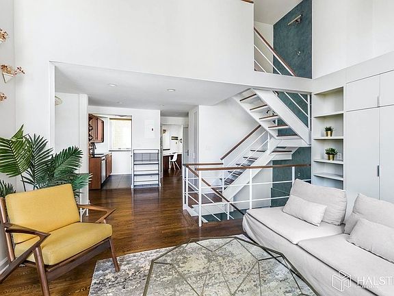 3rd image of 305 2nd Ave APT 533