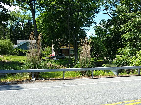 3rd image of 690 Jersey Ave