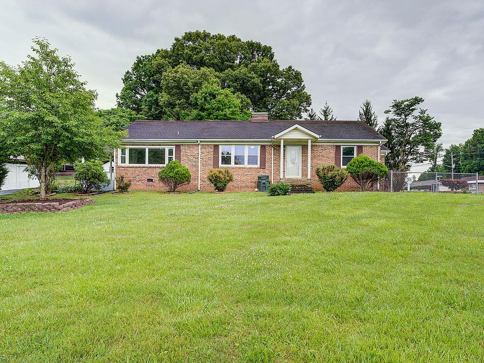 102 Shenandoah Dr, Johnson City, TN 37601 | Zillow