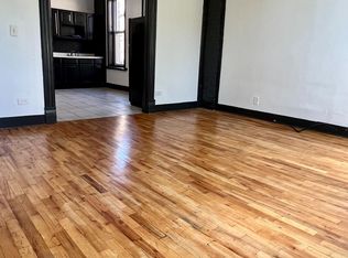 1004 W 18th St #3F, Chicago, IL 60608
