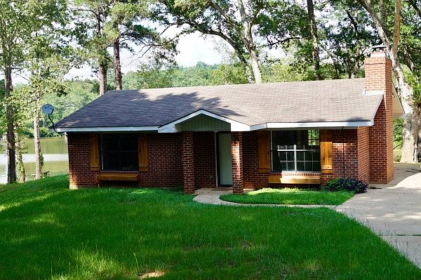 1st image of 3833 County Road 3108