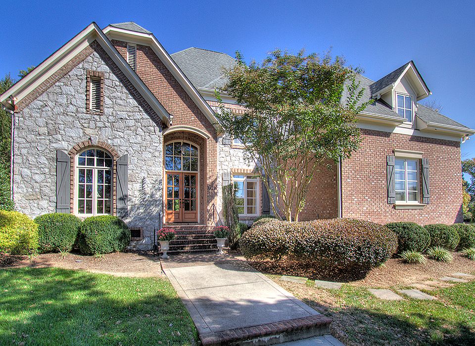 1st image of 7120 Fairway Vista Dr
