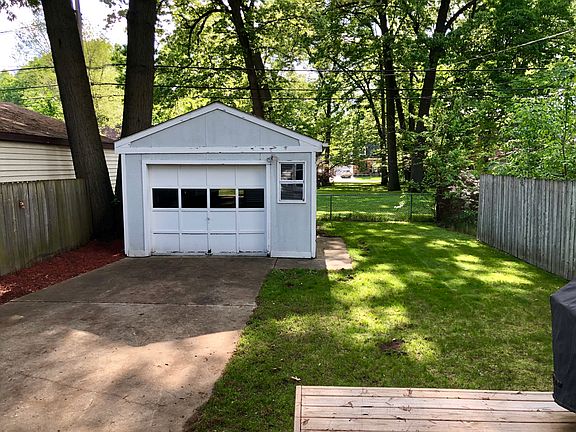 3rd image of 1234 Owana Ave