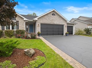 2010 Burnett Dr, Belvidere, IL 61008