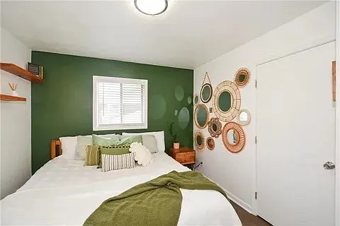 Vanguard Cir SW — Photo 28