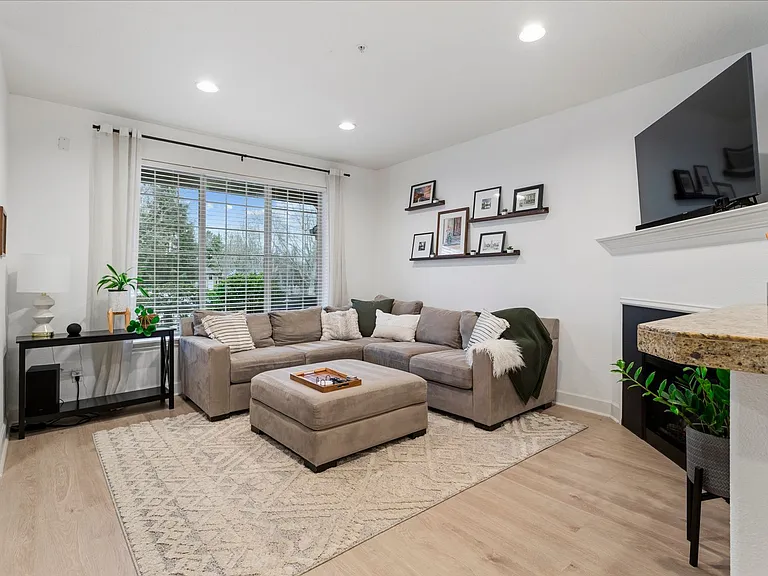 16167 NW Centine Ln — Photo 9