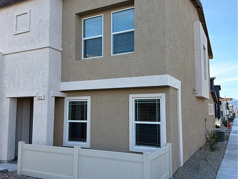 1912 Alouette Vista St — Photo 7