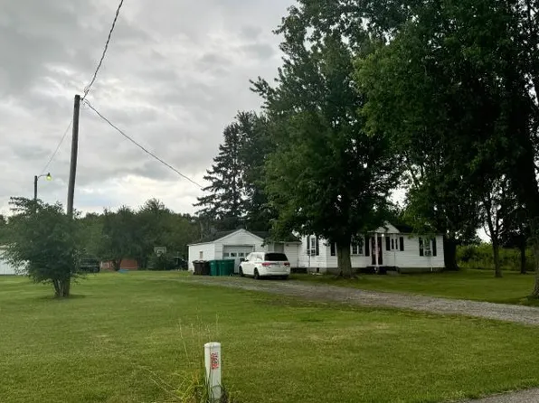 998 Stuckey Rd, Washington Court House, OH 43160