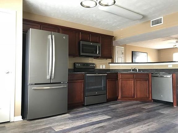 4th image of 109 Wolverine Ct