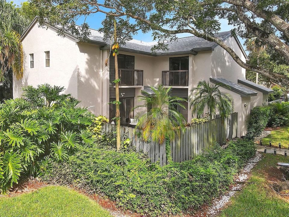 1st image of 3187 Cocoplum Circle #3187