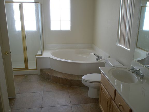 5th image of 10854 Royal Highlands St