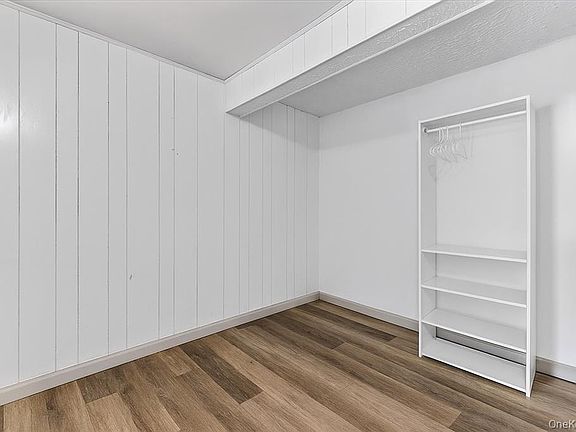 5th image of 22 Hudson Pl