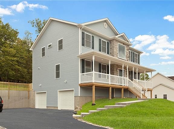 2nd image of 3 Eagle Ct