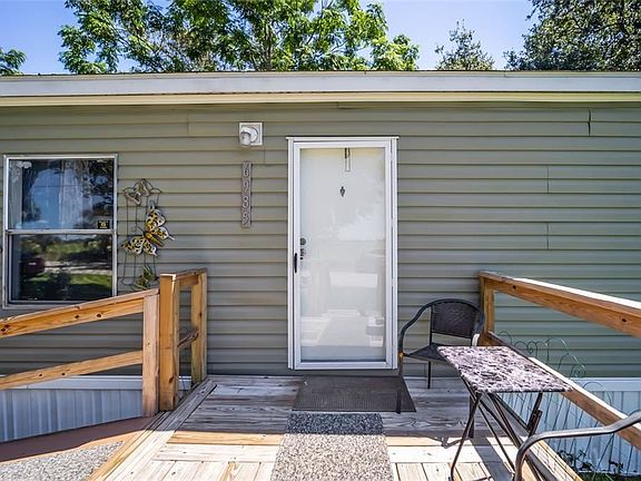 4th image of 6985 SE 166th Ave