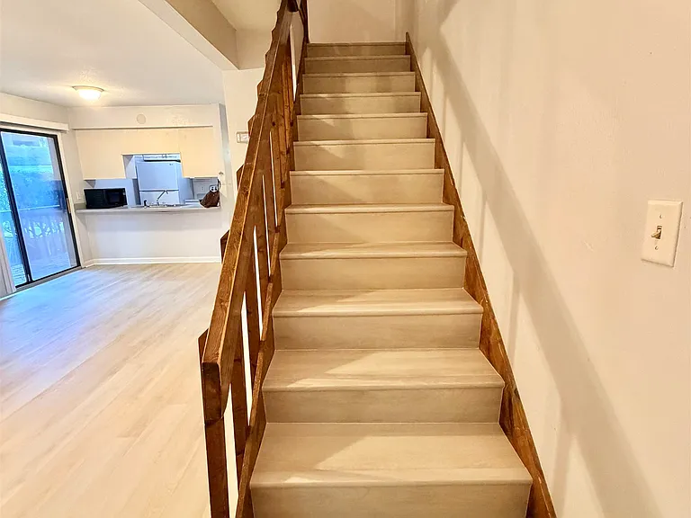 782 Timberway Ct — Photo 10