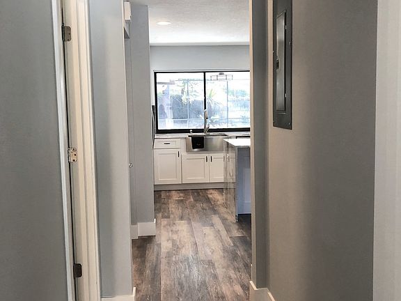2nd image of 101 Valley Ct